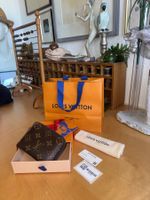 Louis Vuitton zippy Coin purse yY2022