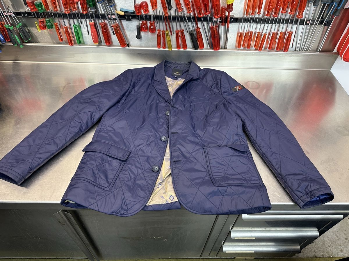 Hugo Boss Jacken: Steppjacke Hugo Boss Selection blau – Gebraucht aus Schwende von weesli