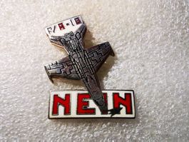 Ansteckpin 37: Nein zum F/A 18