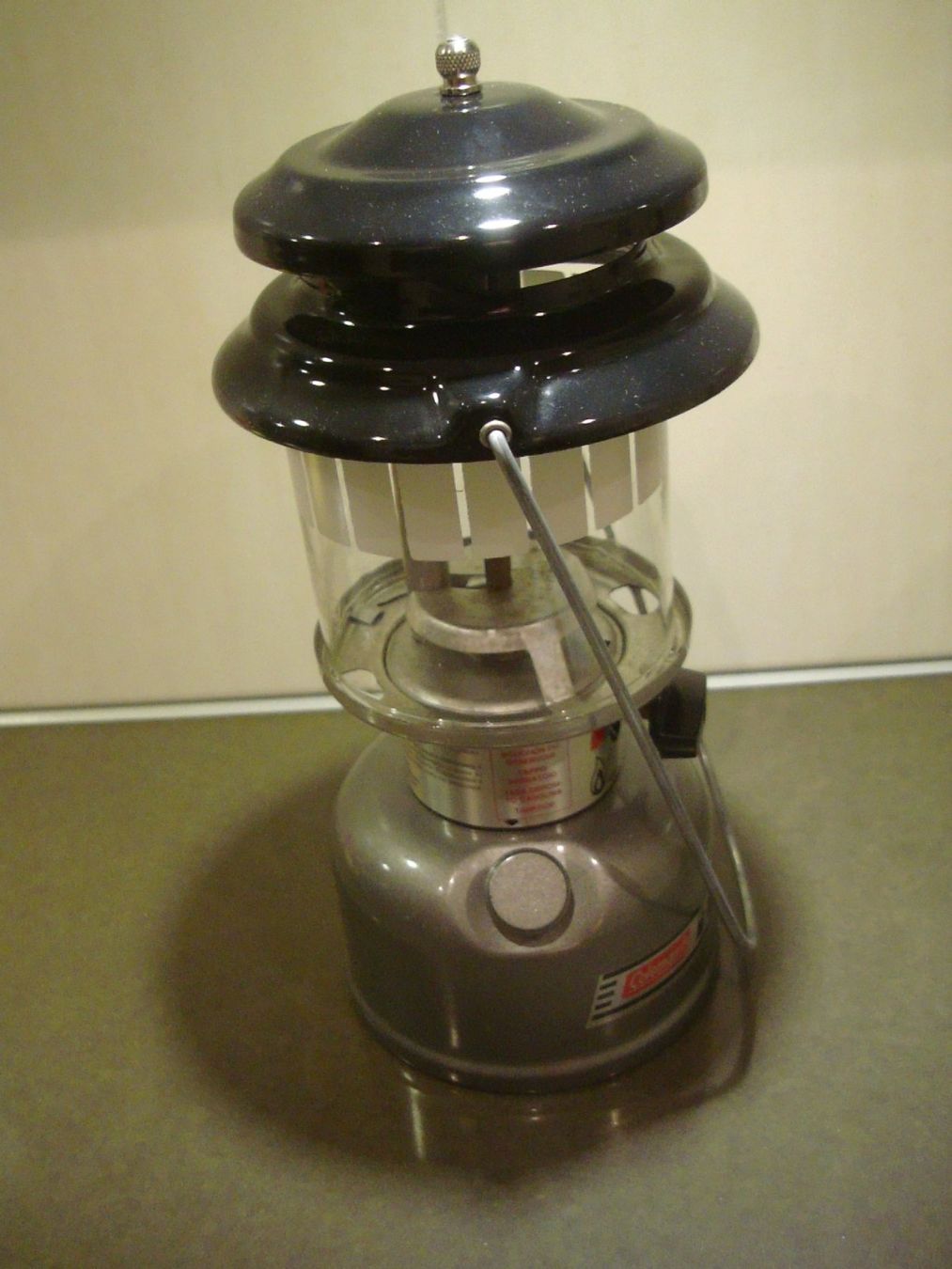 Coleman Laternen: Benzinlampe Coleman Laterne Modell 285-700E – Gebraucht aus Neuenegg von flohcante 2