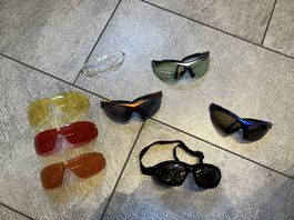 Set occhiali da sole sportivi 