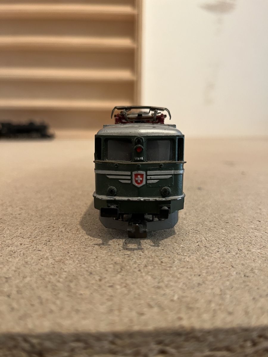Märklin Modellini di ferrovie: AE 6/6 Märklin analog – Usato da Oftringen venduto da PhilBraMan 3