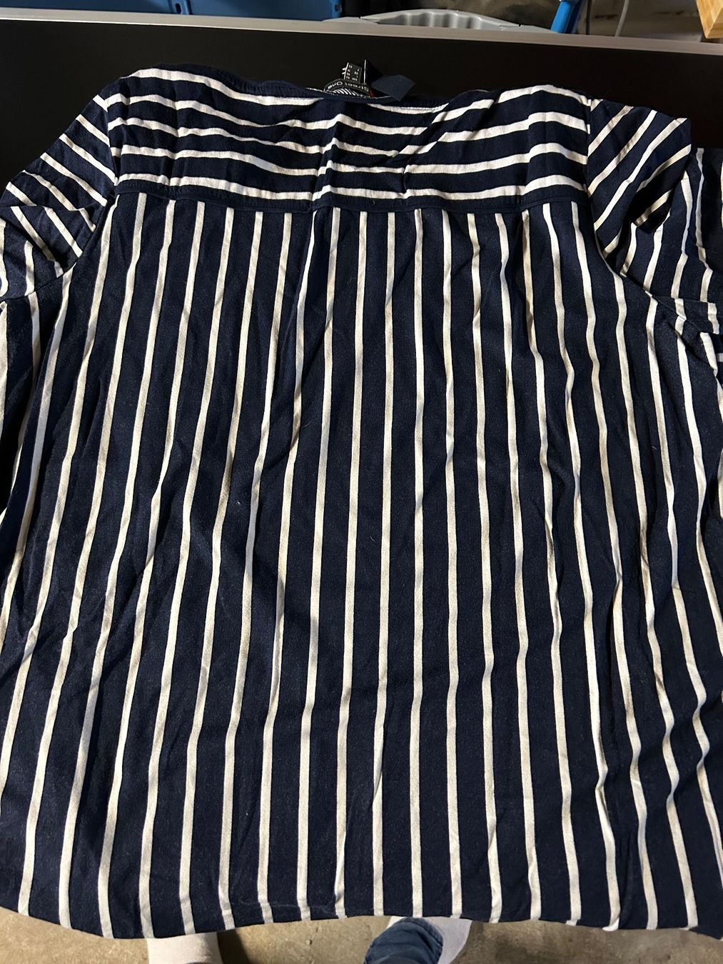 Pullover & Sweatshirts: Damen Shirt Gr. 42 – Gebraucht aus Obergösgen von Andre118 4