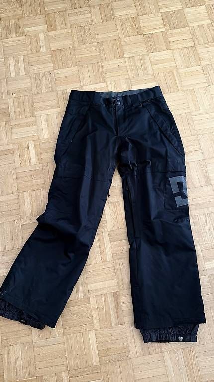 Pantaloni: DC Snowboardhosen Gr. L – Usato da Ebikon venduto da CorinaD01