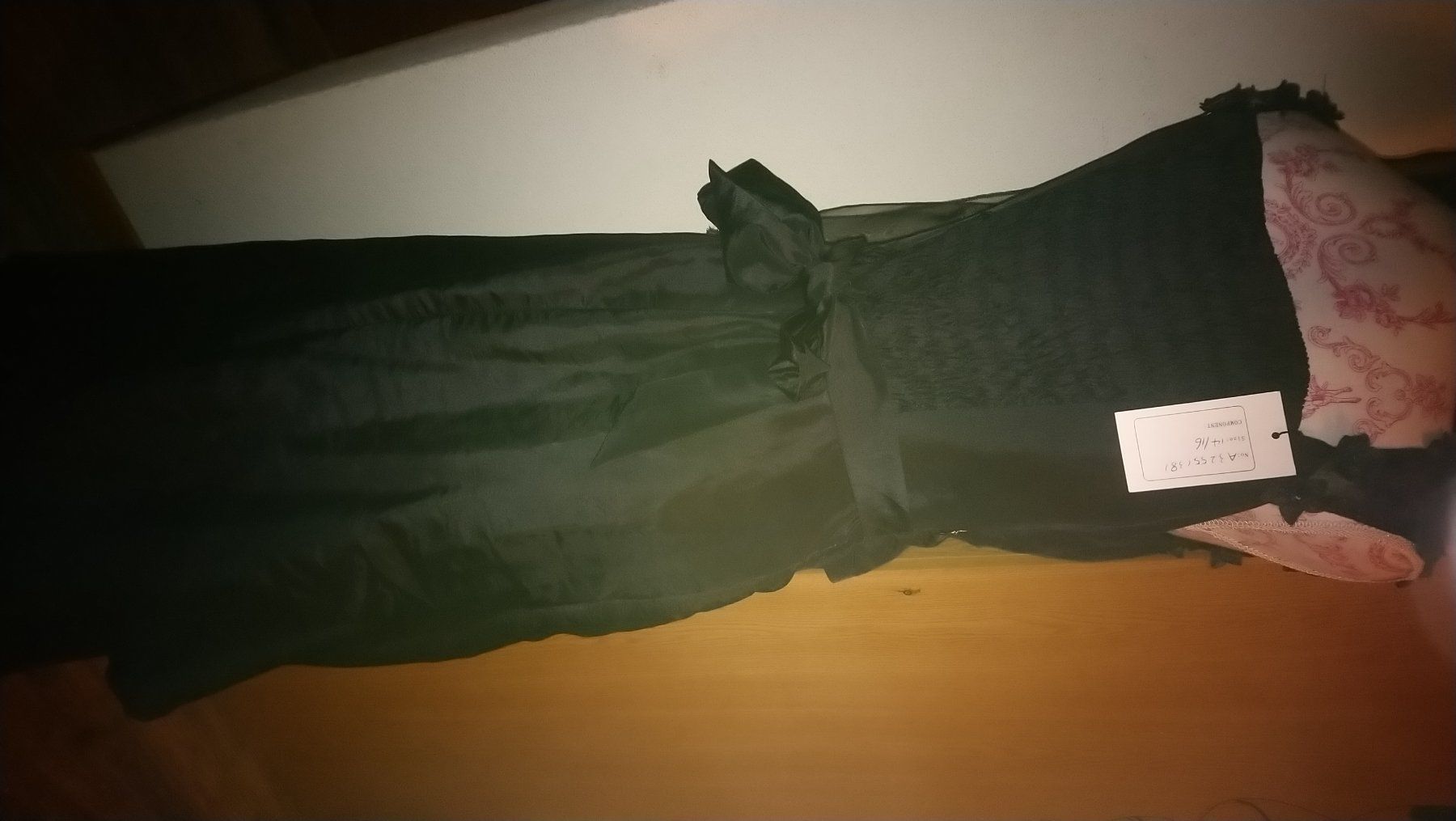 Robes: Abendkleid mit Schal gr. 38 – Neuf (Voir description) à Grossdietwil par GNOM313 2