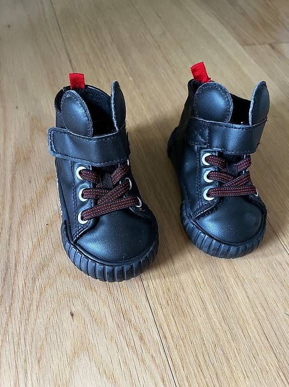 Scarpe per ragazzi: Schuh Gr. 19/20 – Usato da Balgach venduto da RianaT