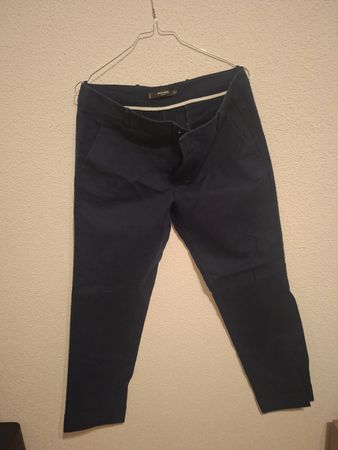 Mango Bundfaltenhose, Gr. 42, Dunkelblau