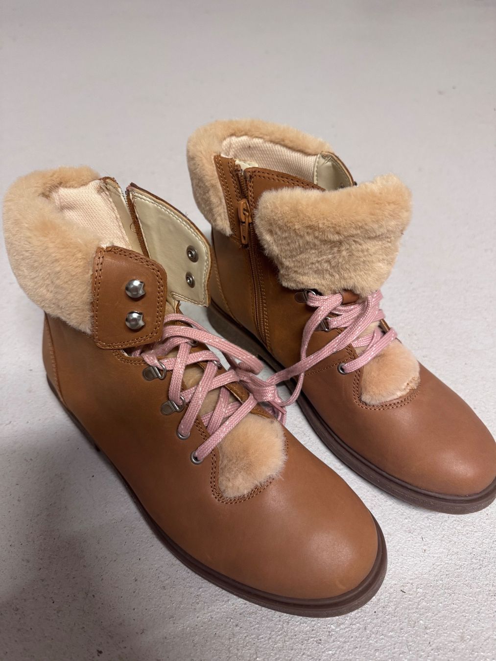 Clarks Scarpe per ragazze: Clarks, Schuhe , Leder , neu – Nuovo (secondo la descrizione) da Steinhausen venduto da Katze2012