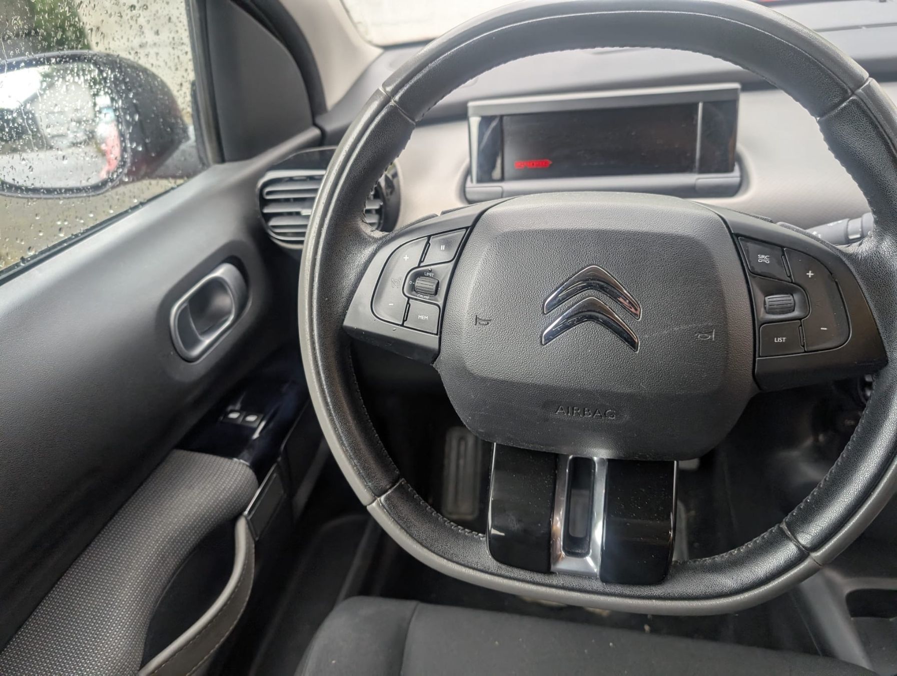 Citroën Automobili: Citroen C4 Cactus 1.6 Hdi – Usato da Utzenstorf venduto da ana_6hrh 2