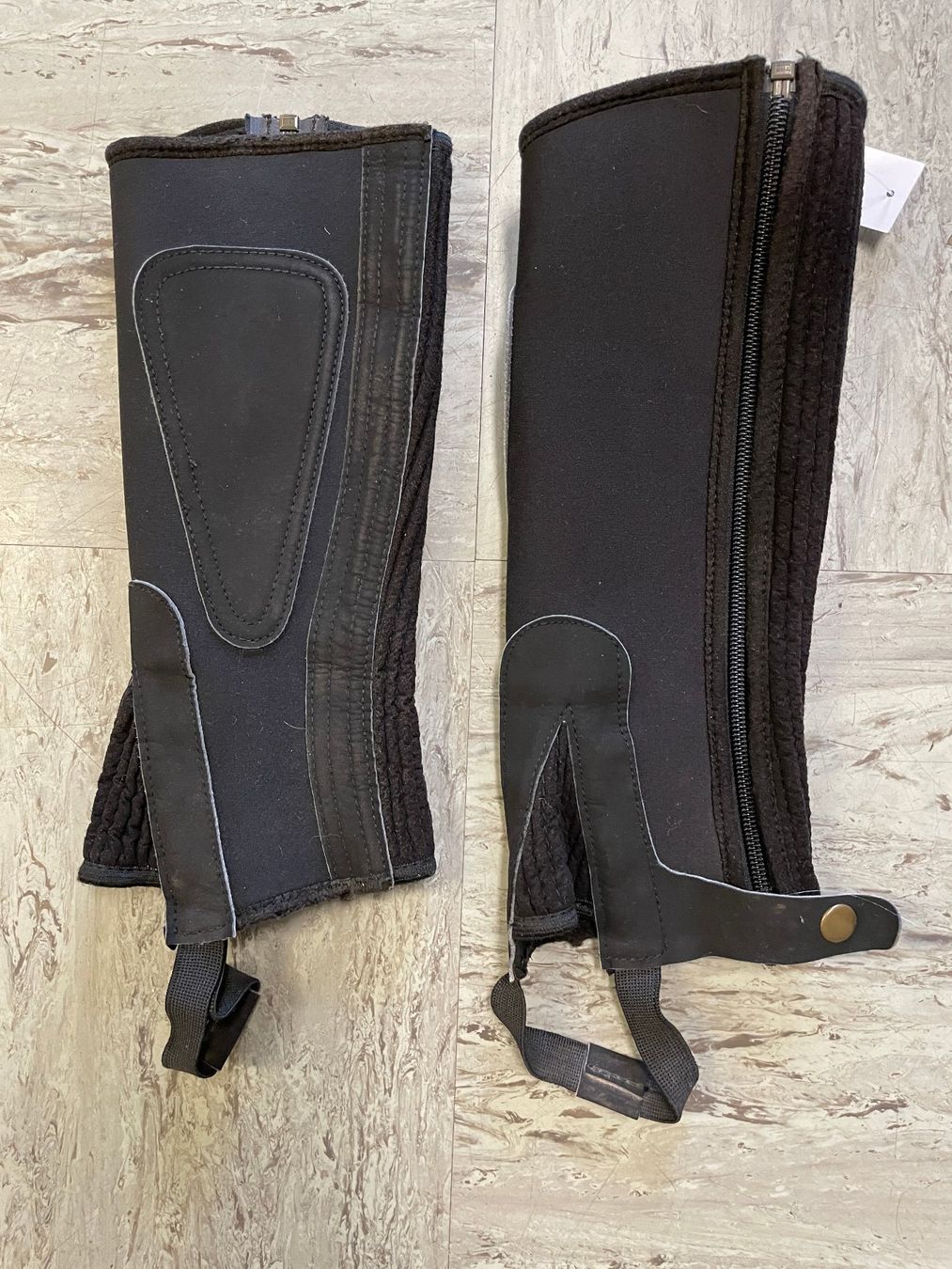 Gamaschen & Bandagen: Kinder-Mini-Chaps aus Kunstleder, S, schwarz – Gebraucht aus Grüt (Gossau ZH) von ecirtaeb56