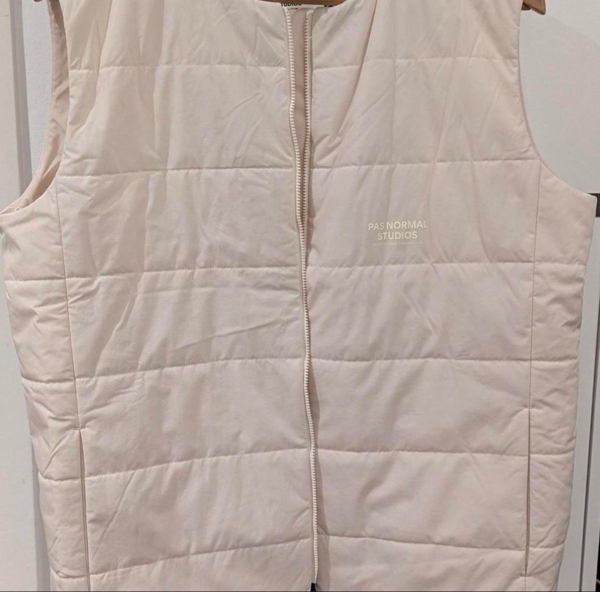 Pas Normal Studios Gilets & Westen: PAS NORMAL STUDIOS vest – Gebraucht aus Zürich von sunitaf