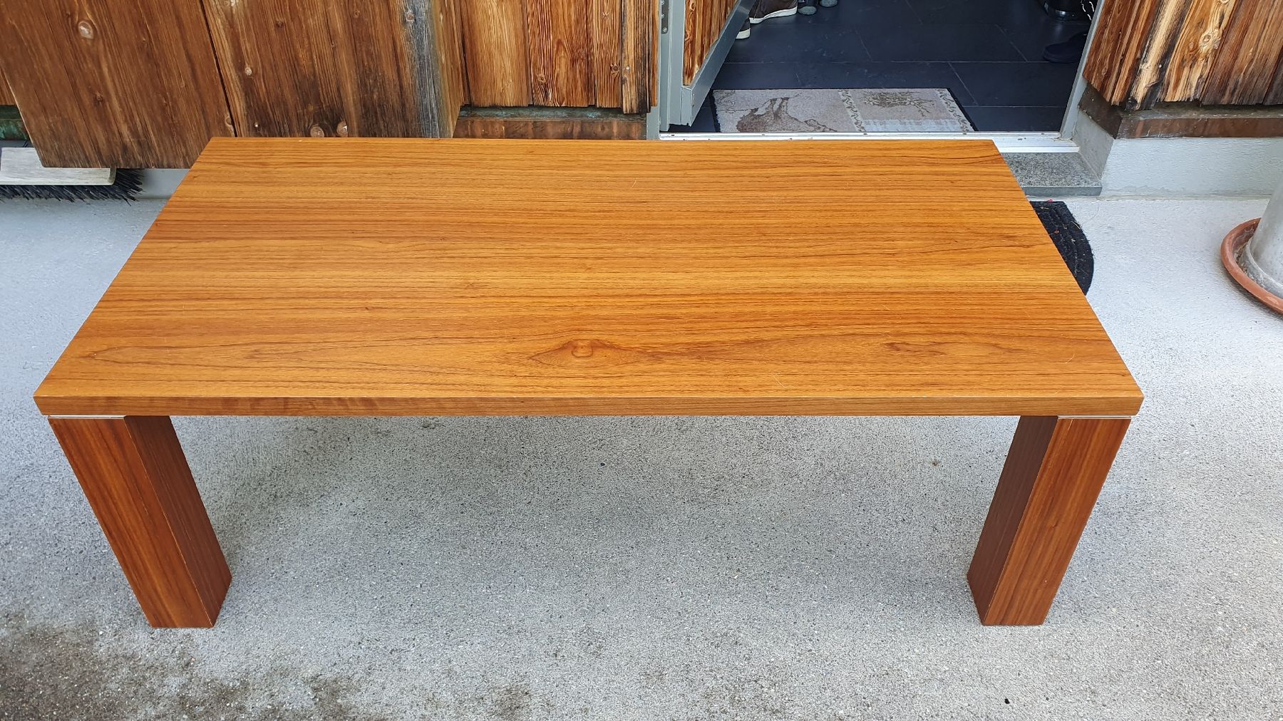 Tables: Salontisch Nussbaum furniert – D'occasion à Hirzel par Jacky016