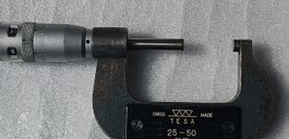 Tesa Aussenmikrometer Präzisionswerkzeug 25-50mm wie neu