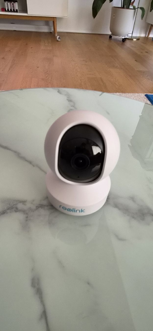 Alarmanlagen: Reolink E1 WiFi IP Camera, neuwertig – Gebraucht aus Gerzensee von Omeisel