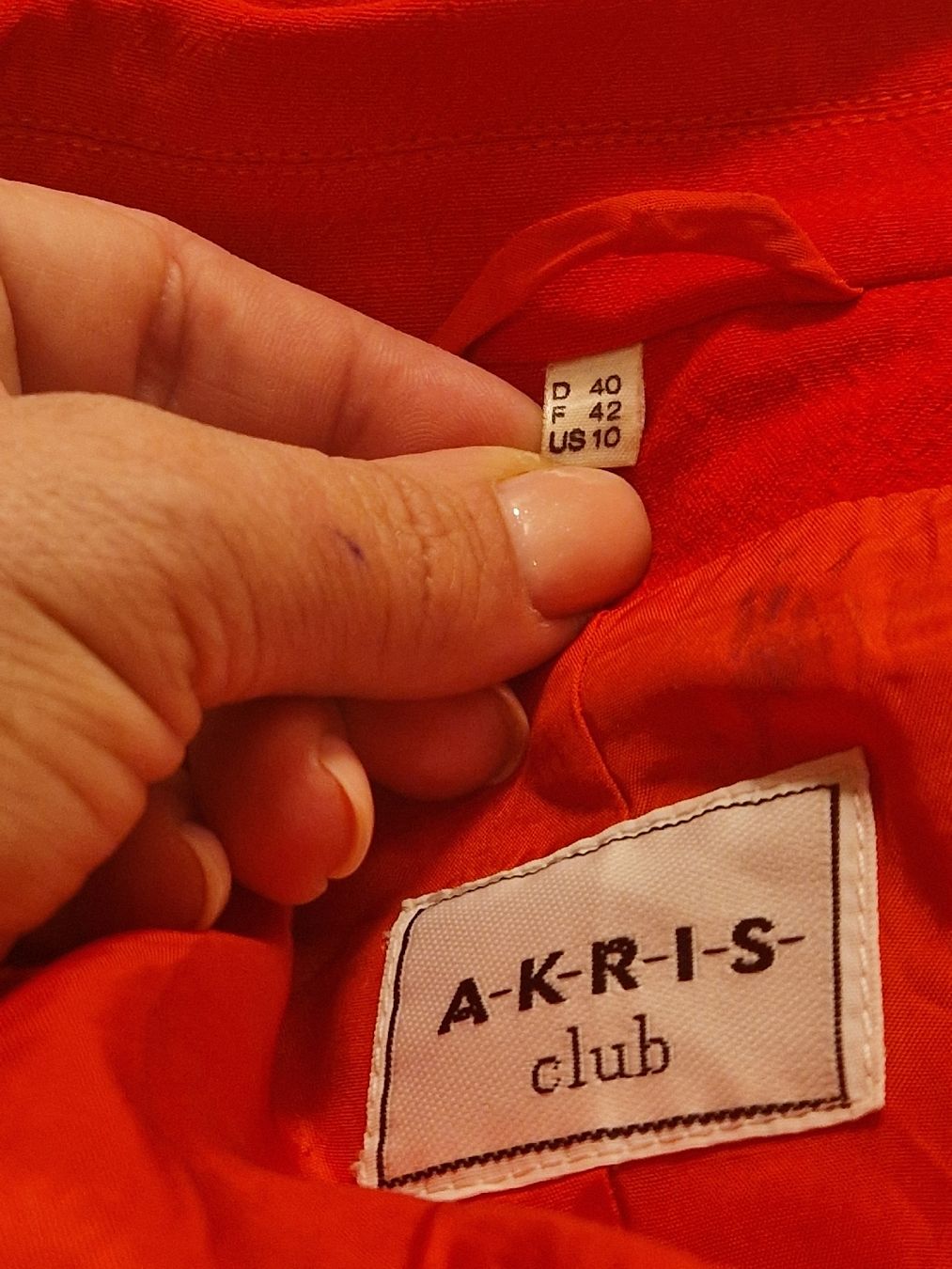 Akris Giacche: Rotes Akris Blazer 100% Schurwolle Gr. 40 – Usato da Binningen venduto da Daja75 7