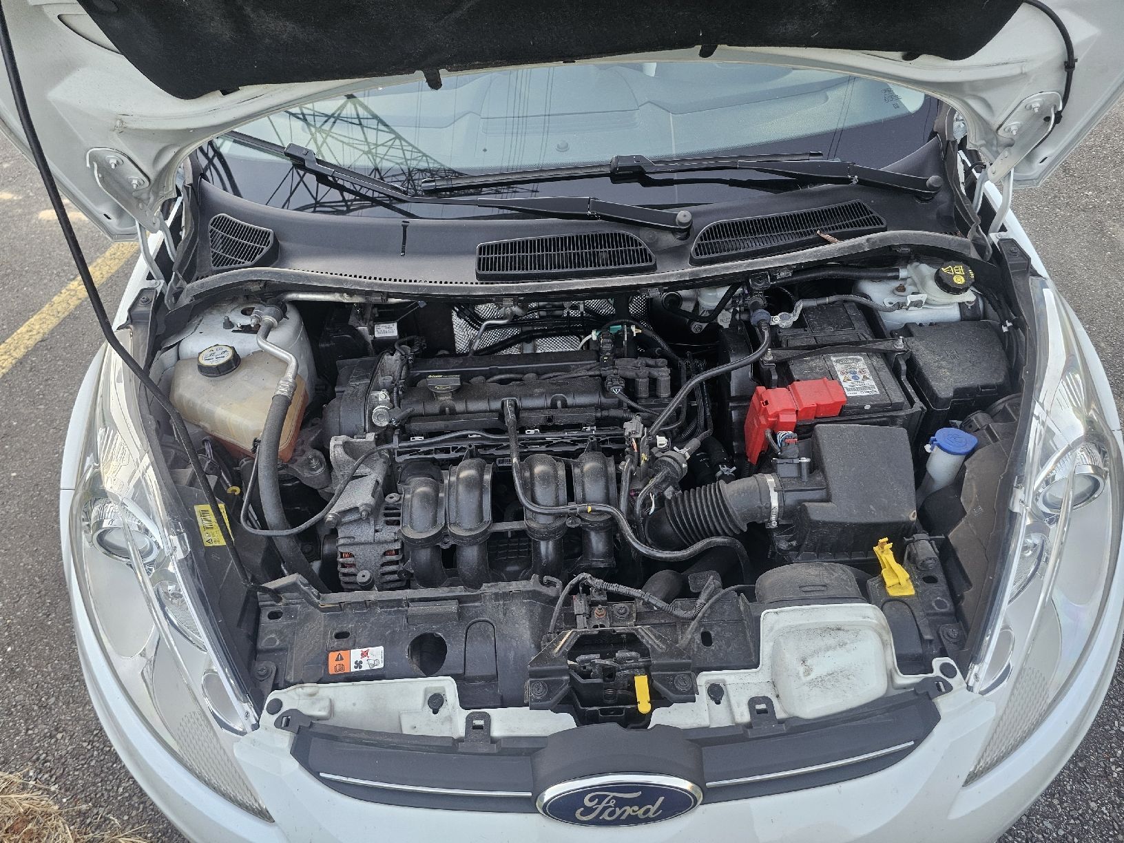 Ford Automobili: Ford Fiesta 1 6i 2012 – Usato da Collonges venduto da arashee 5