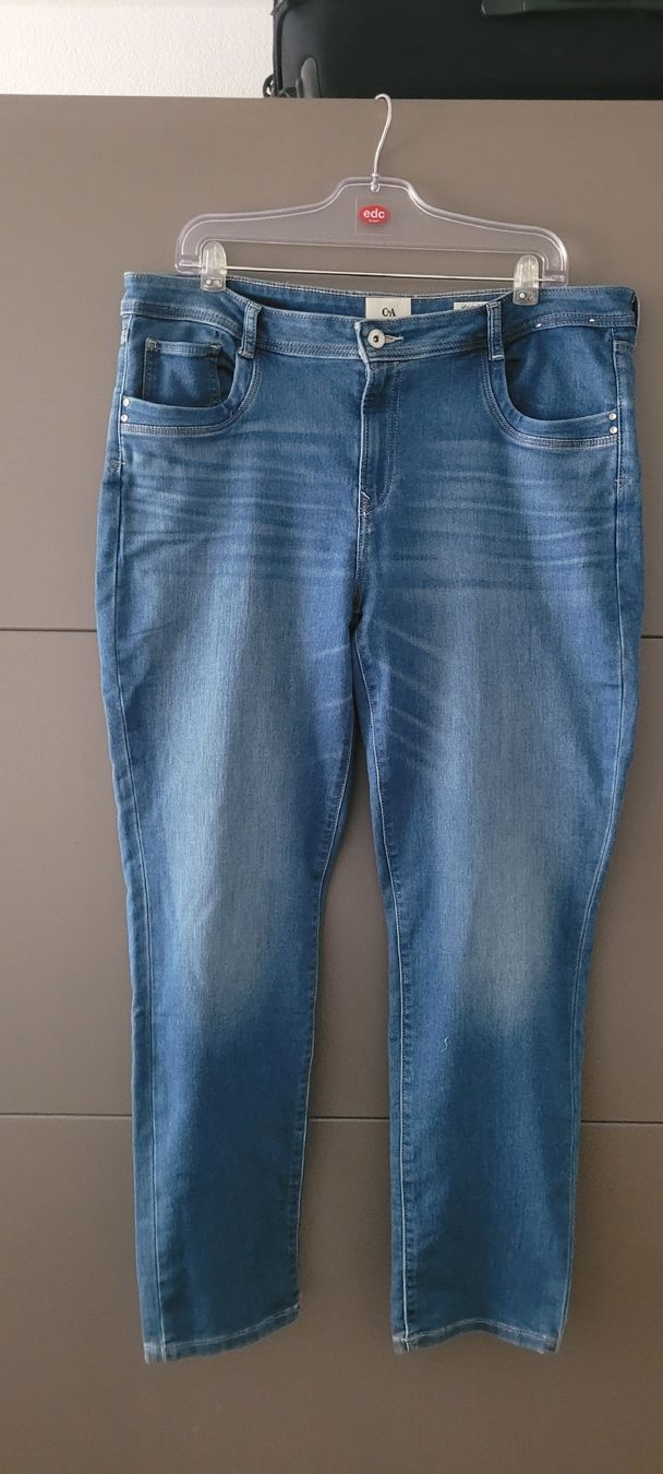 C&A Kleiderpakete: Lot de 2 pantalons C&A taille 48/50  – Gebraucht aus Vevey von x_y_f 1