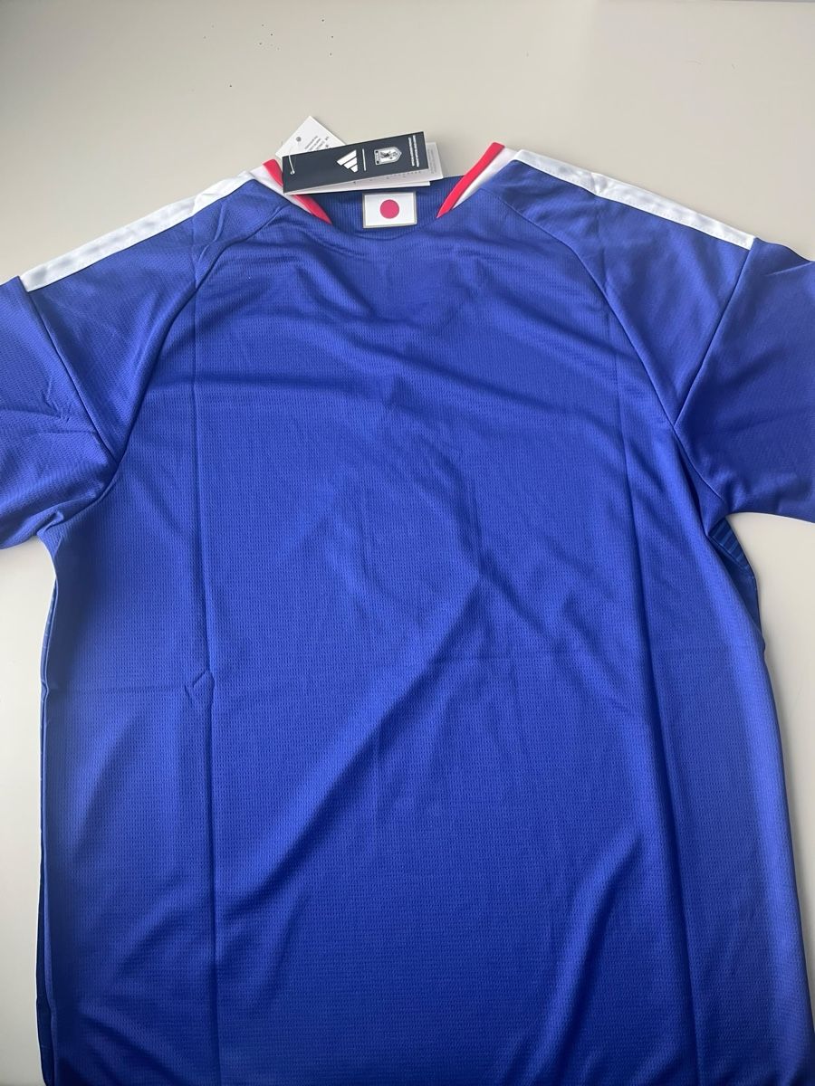 Leibchen & Hosen: Japan Trikot – Neu und originalverpackt aus Biel/Bienne von Husseinsheikho 1