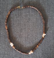 Halskette Kokosnuss Holz mit Perlmuttperlen