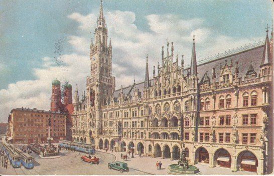 Ansichtskarten: München Marienplatz mit Oldtimer 1933 – Gebraucht aus Zuerich von OceanLinerPostcards