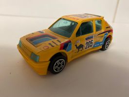Peugeot 205 Turbo-16 Bburago Italien 1-43 532