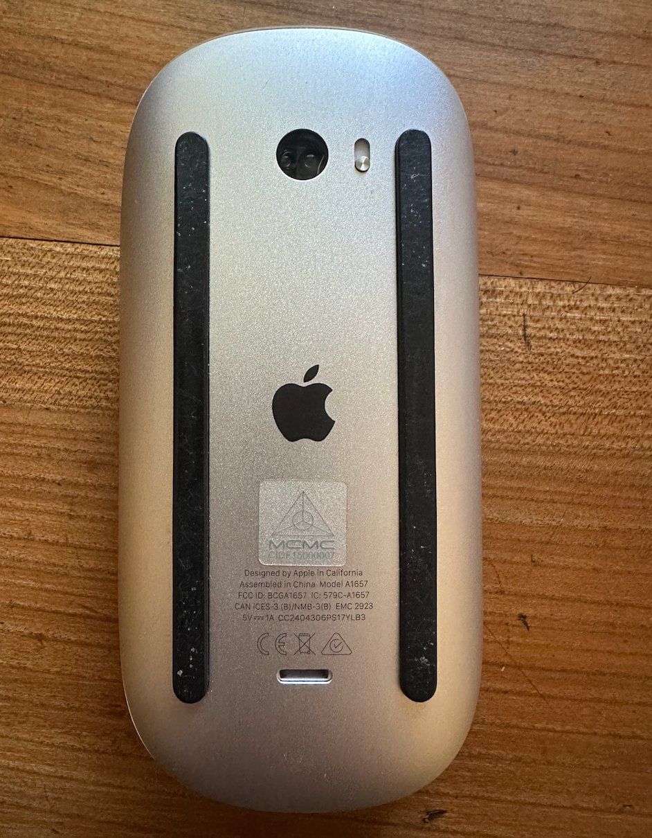 Apple Maus: Apple Magic Mouse 2 White – Gebraucht aus Saas-Fee von nag_sn27 1