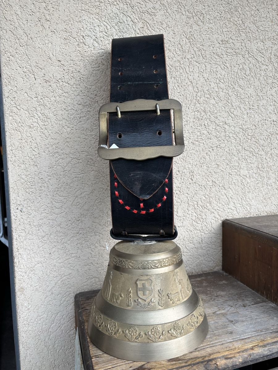 Glocken & Treicheln: Neuwertige Glocke. – Gebraucht aus Schangnau von Roseggli82 1
