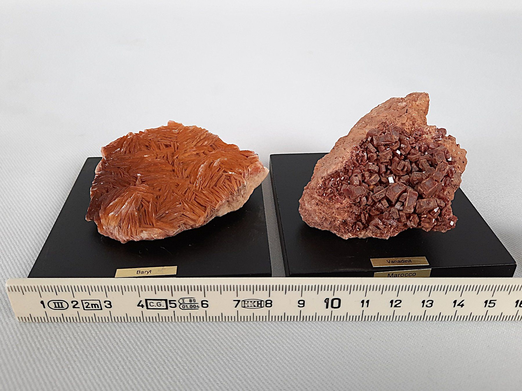 Minerali & Pietre curative: Vanadinit und Baryt-Kristallstufe – Usato da Beinwil am See venduto da Restwert_Beinwil 9