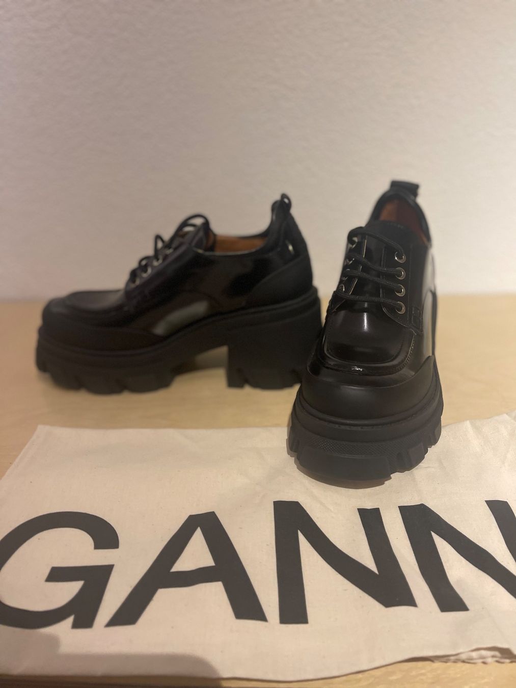 Ganni Scarpe da donna: Schnühr schuhe – Nuovo e nell'imballaggio originale da Gutenswil venduto da King10 1