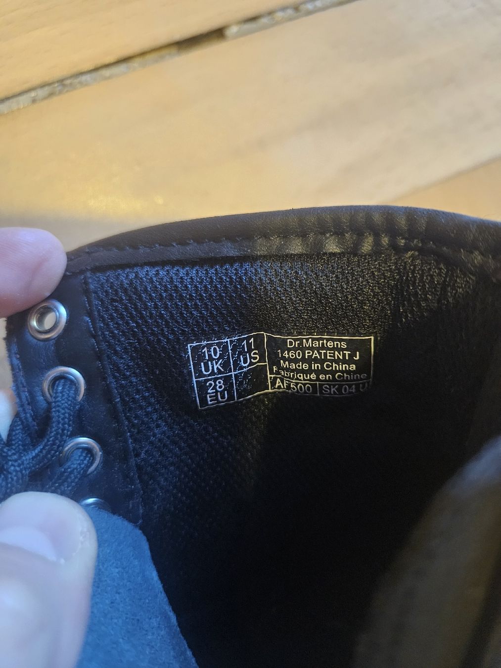 Dr. Martens Scarpe per ragazze: Dr. Martens Lack Kinderstiefel, Gr. 28 – Usato da Biel/Bienne venduto da pisabu 3
