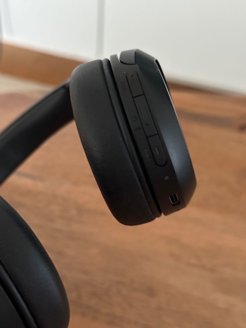 Sony Casques audio: schwarze Sony On-Ear Kopfhörer mit Bluetooth – D'occasion à Regensdorf par crln 2