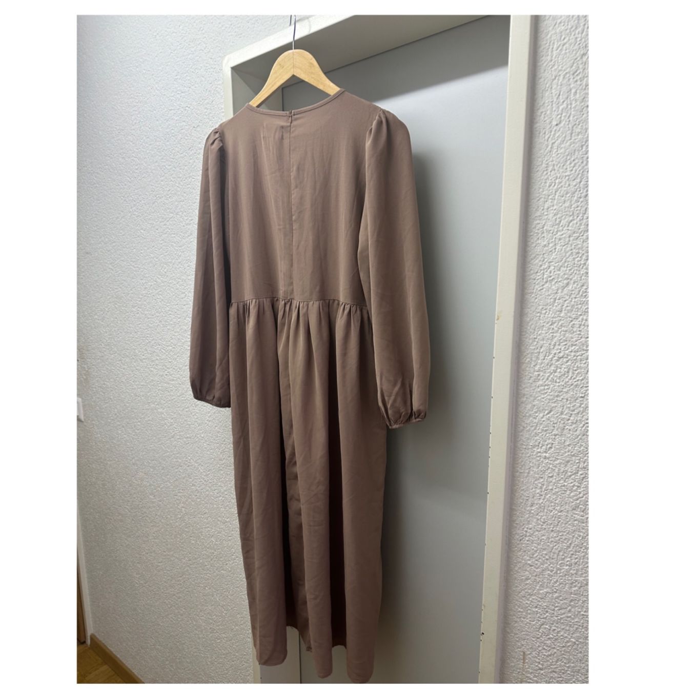 Vestiti: Robe longue – Nuovo (secondo la descrizione) da Biel/Bienne venduto da orange1 1