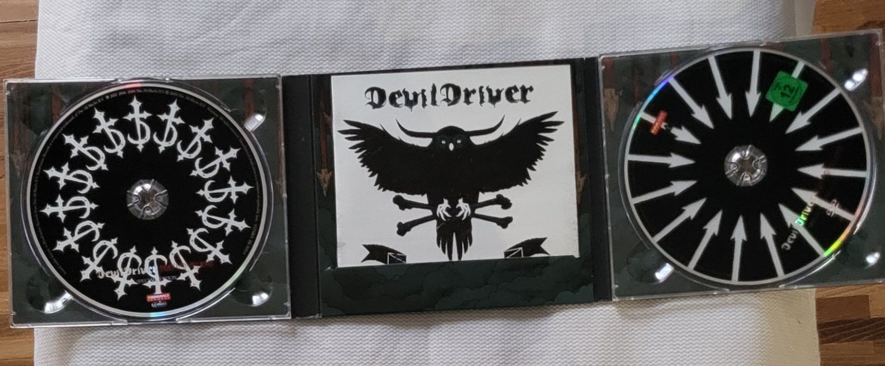 CD: Devildriver - Pray for Vilains – Usato da Villars-sur-glane venduto da Epsilonhike 2