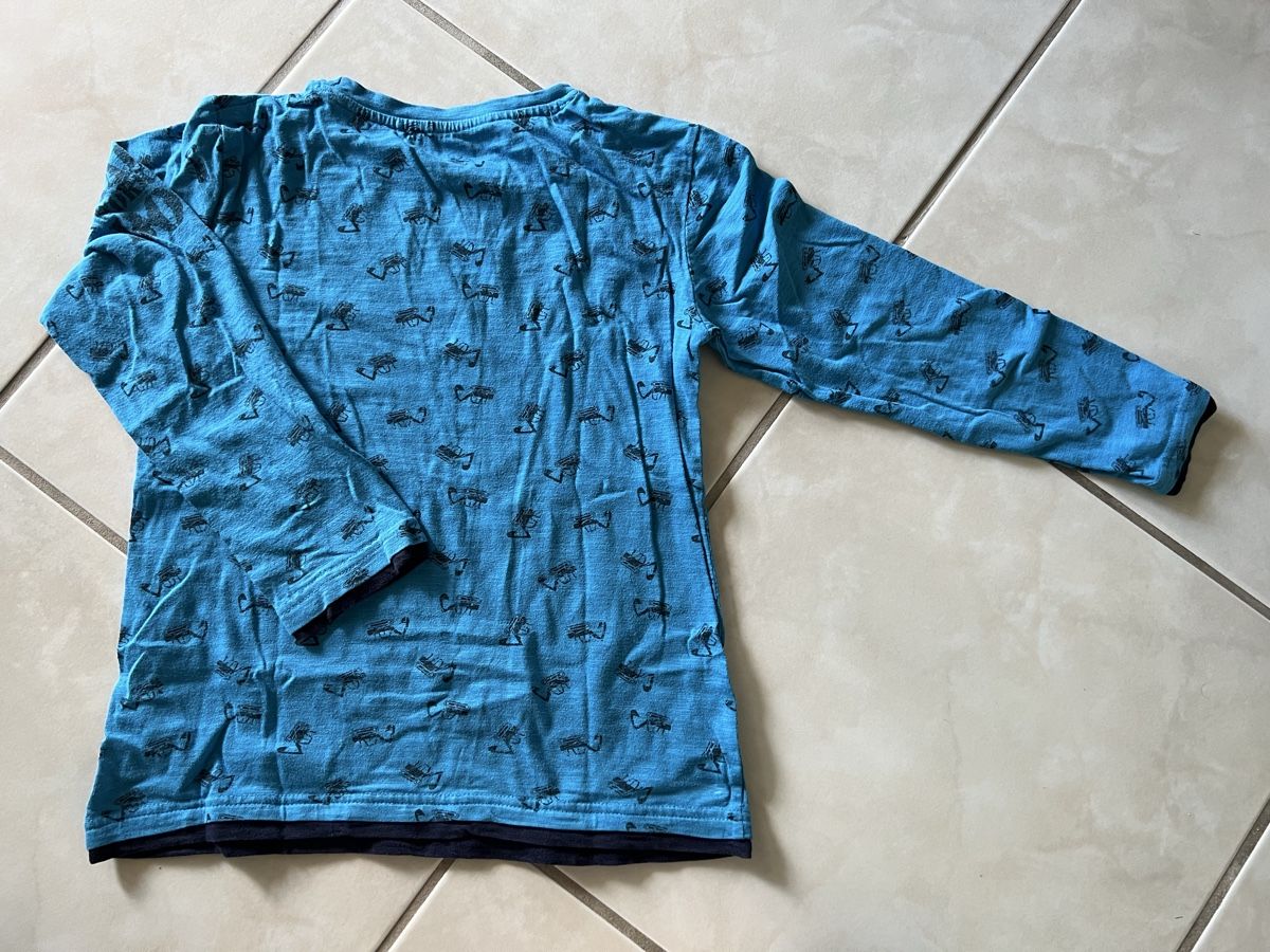 Maglioni & Felpe: Sweatshirt Gr. 128 – Usato da Wallisellen venduto da SPKWichtel 1