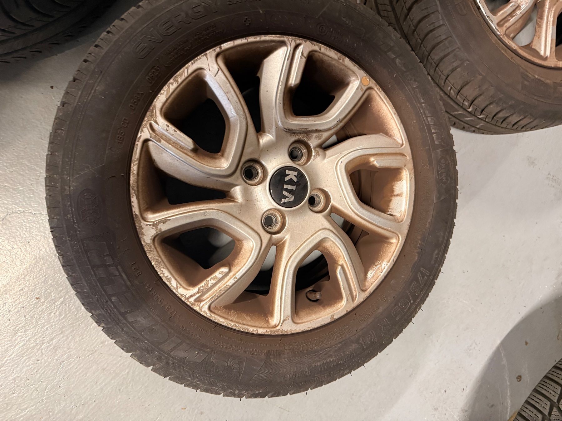 Kia Pneus & Kompletträder: Sommer Kompletträder Kia Picanto – Gebraucht aus Nürensdorf von Jetti50 4