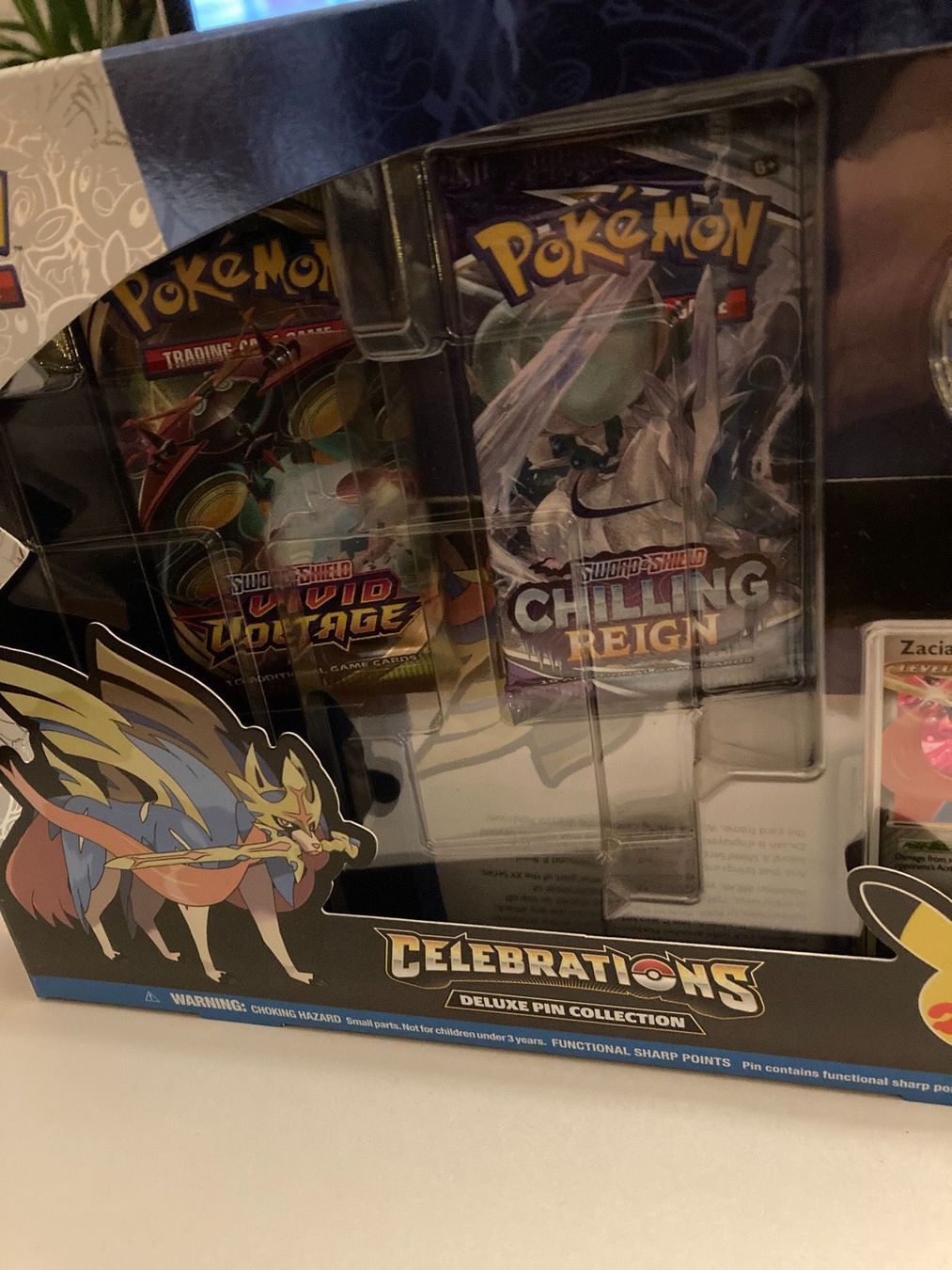 Pokémon Carte collezionabili: Pokemon Celebrations Englisch Zacianbox – Usato da Küssnacht am Rigi venduto da Ebikoner 2