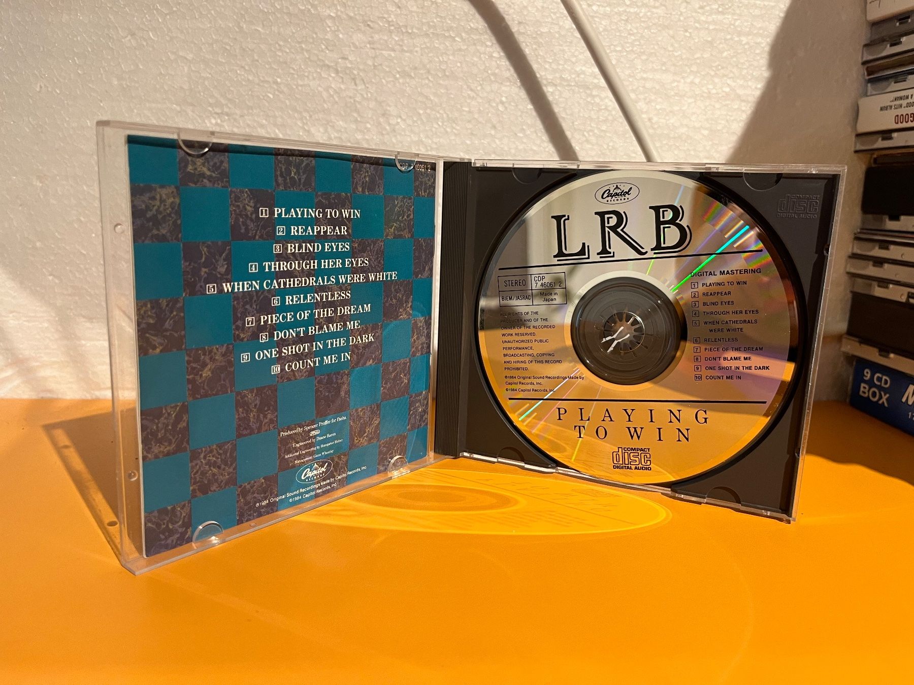 CDs: LRB - Playing To Win - Japan-Pressung - SRA02B – Gebraucht aus Küsnacht ZH von Internetradio 2