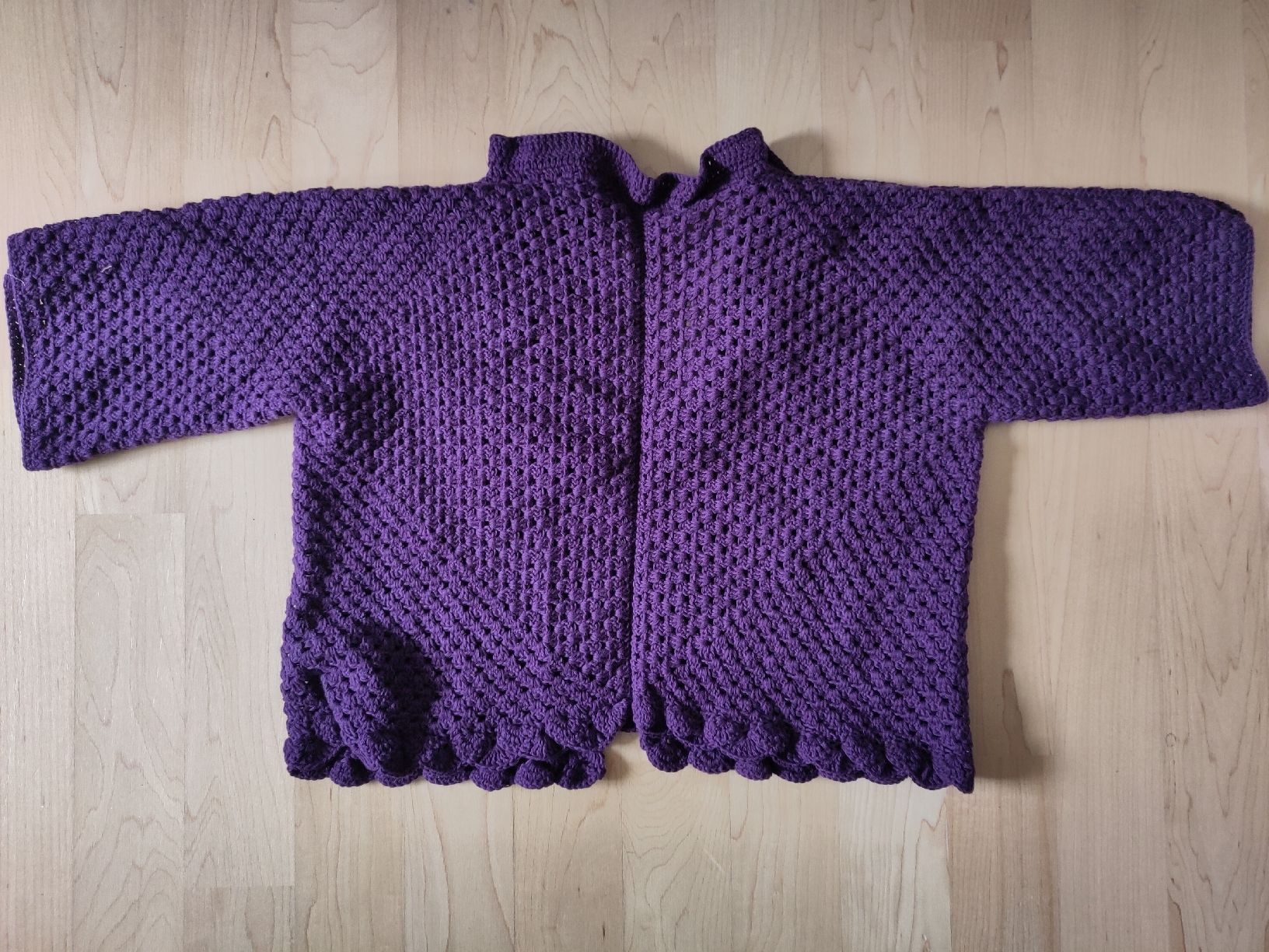 Jacken: Violett, Strickjacke, handgemacht, in Grösse S – Neu (gemäss Beschreibung) aus Dübendorf von Paritae 1
