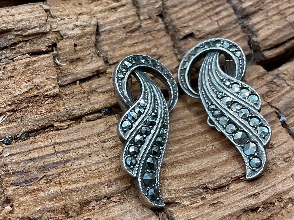 Orecchini pendenti & Orecchini a lobo: Antike Ohrclips in Sterlingsilber mit Markasiten – Usato da Luzern venduto da S.Kern01 1