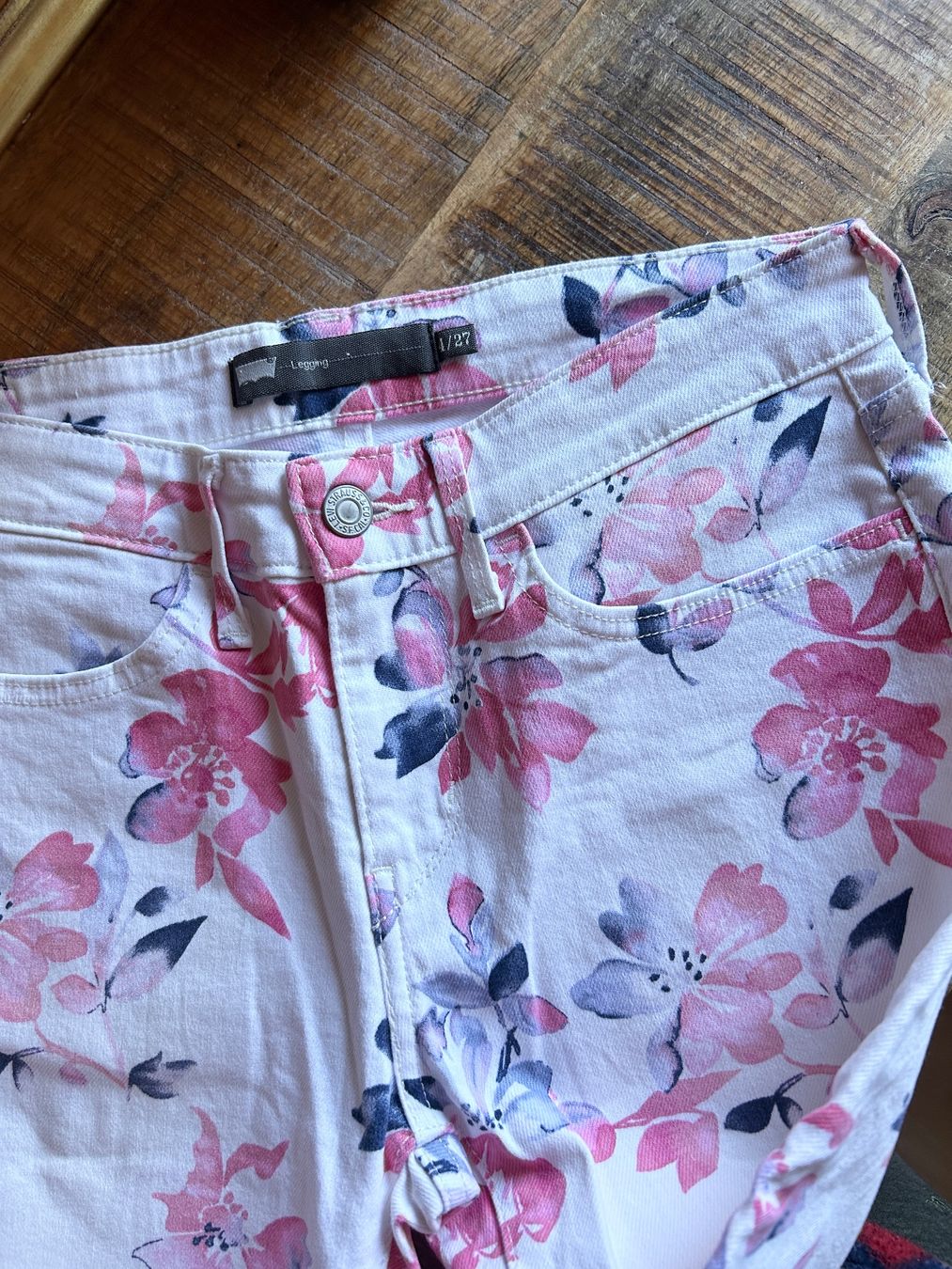 Levi's Jeans: Levis Blumen Jeans - W27 – Usato da Illnau venduto da Monkky 5