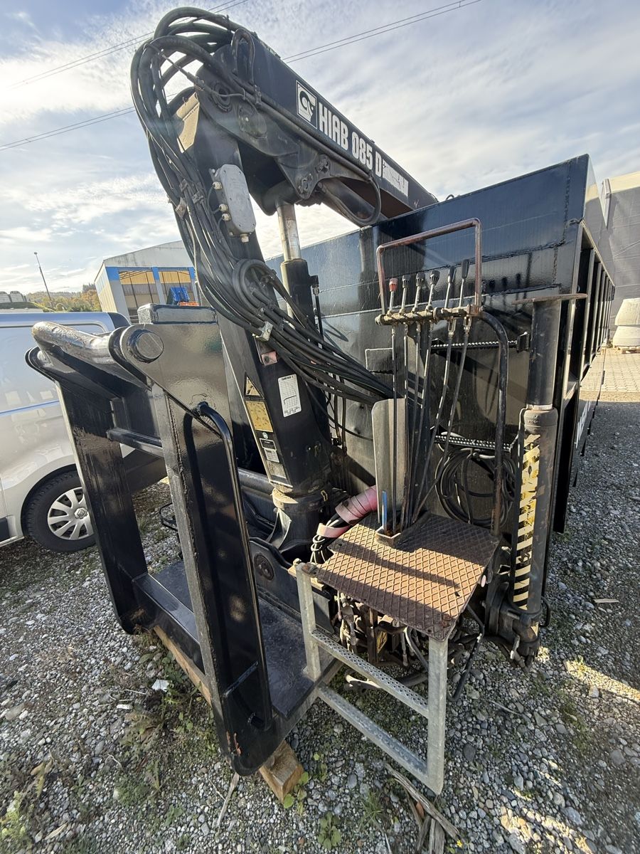 HIAB Gru: Abrollmulde mit Kran / Greifer – Usato da Gossau SG venduto da Airsal_Racer 1