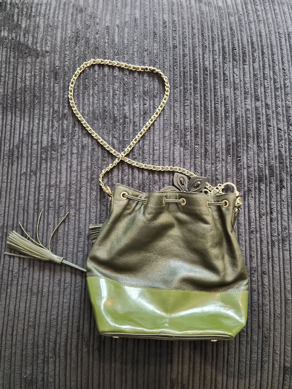 Guess Borse da donna: Guess Crossbody Tasche – Nuovo (secondo la descrizione) da Volketswil venduto da SecondHanderia 1