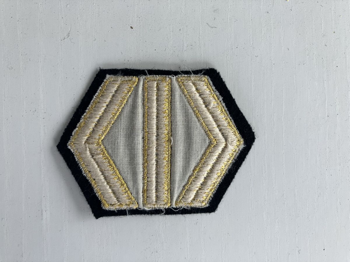 Schweizer Armee Plaketten & Abzeichen: Versuch Gradabzeichen CH-Armee 70er Jahre – Neu (gemäss Beschreibung) aus Männedorf von Galler 1