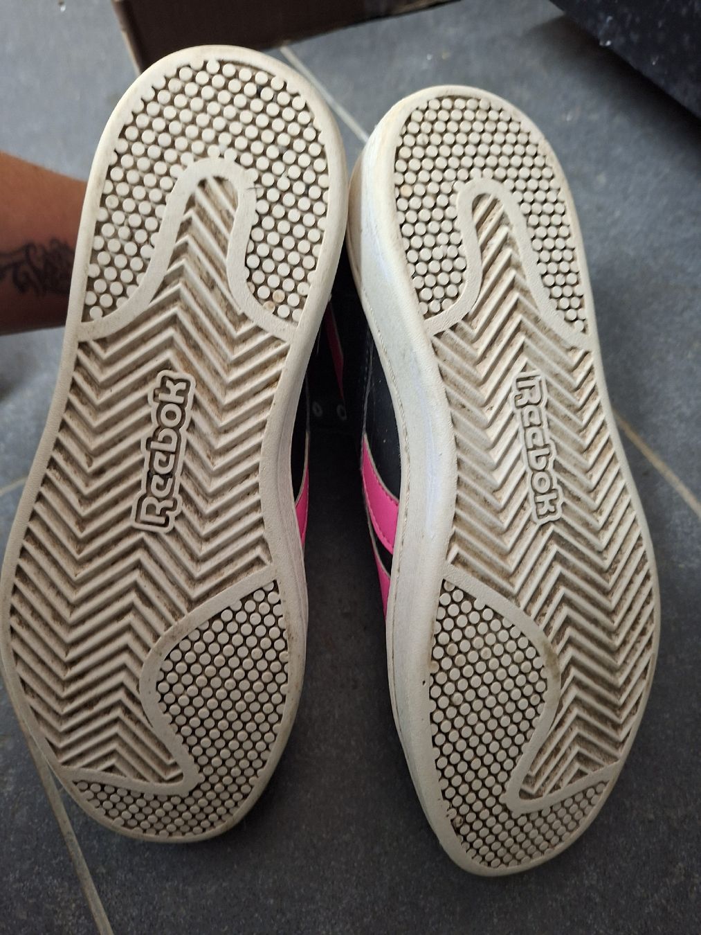 Reebok Chaussures hommes: Reebok Sneakers Gr.38 – D'occasion à Biberist par Stylux01 1