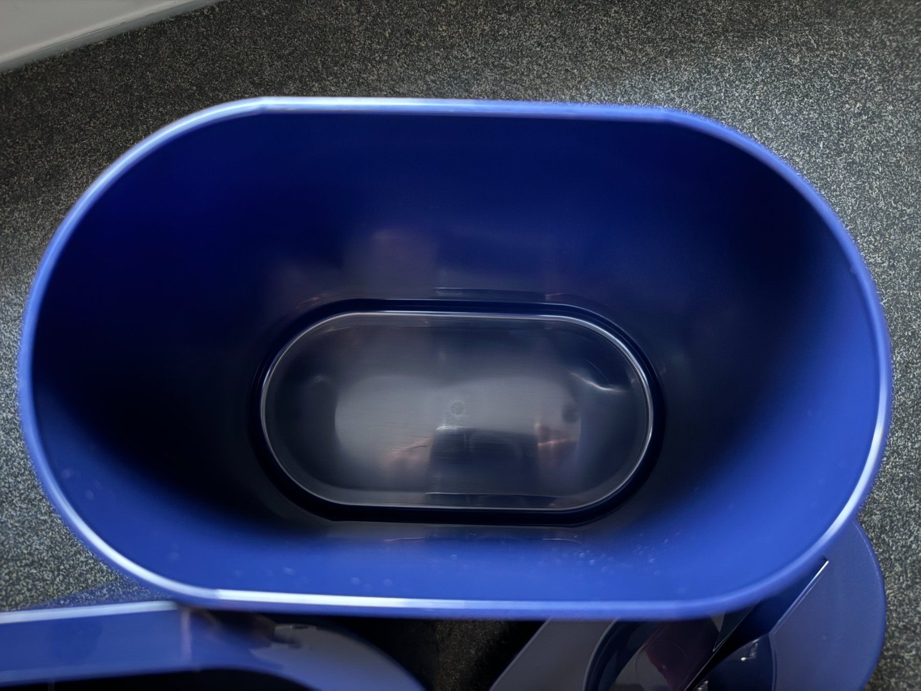 Tupperware Behälter & Ähnliches: Tupperware Eiswürfelbehälter mit Eiswürfelzange, Weinkühler – Gebraucht aus Schönenberg an der Thur von ottawa06 5