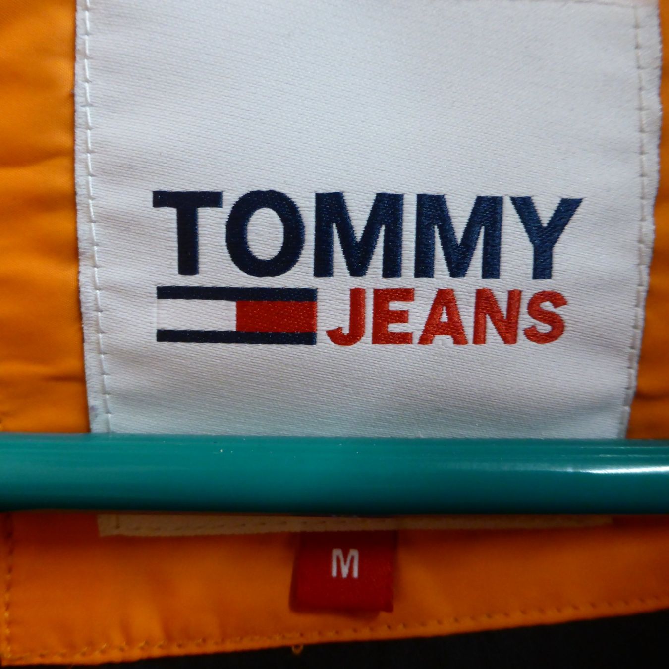 Jacken: Daunenjacke TOMMY JEANS, Gr. M – Gebraucht aus St.Gallen von regenbogen5 1