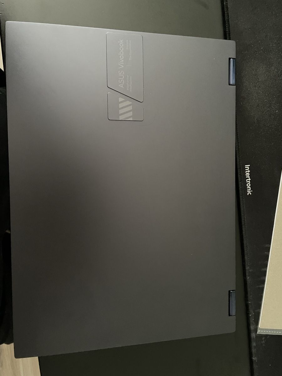 Asus Notebooks: Asus  Vivobook Intel i5 16Gb  – Gebraucht aus Nesslau von PuchDriver07