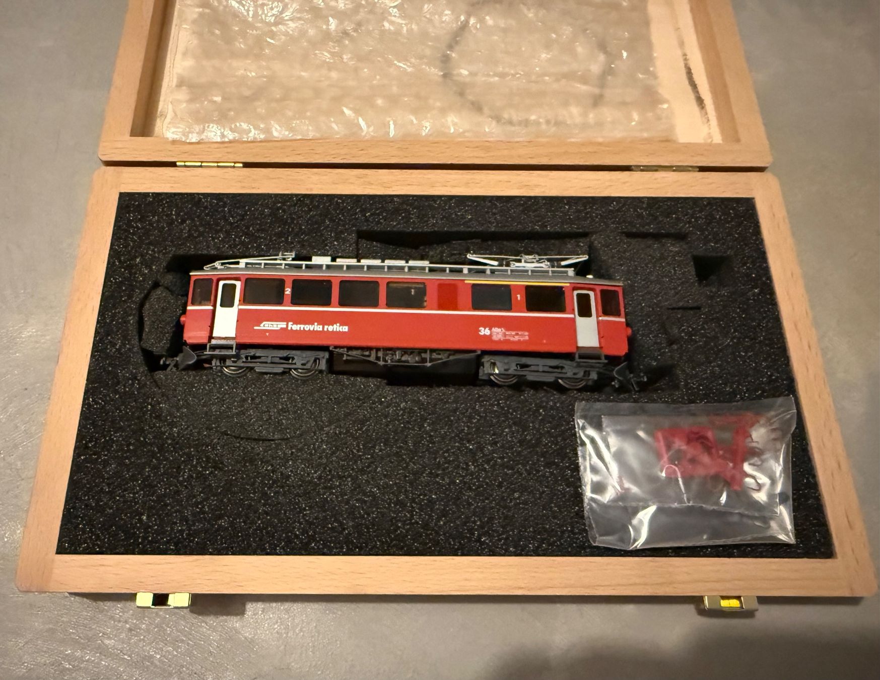 Bemo Modellini di ferrovie: Bemo RhB Bernina-Triebwagen ABe 4/4 36 H0m digital – Usato da Grüsch venduto da ro77bert