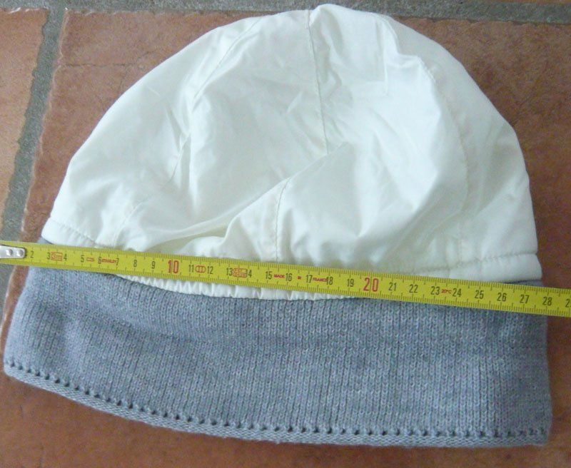 Altro in Moda donna: Mütze / Kappe Capo Gr M – Usato da Ruggell venduto da Dolce9 2