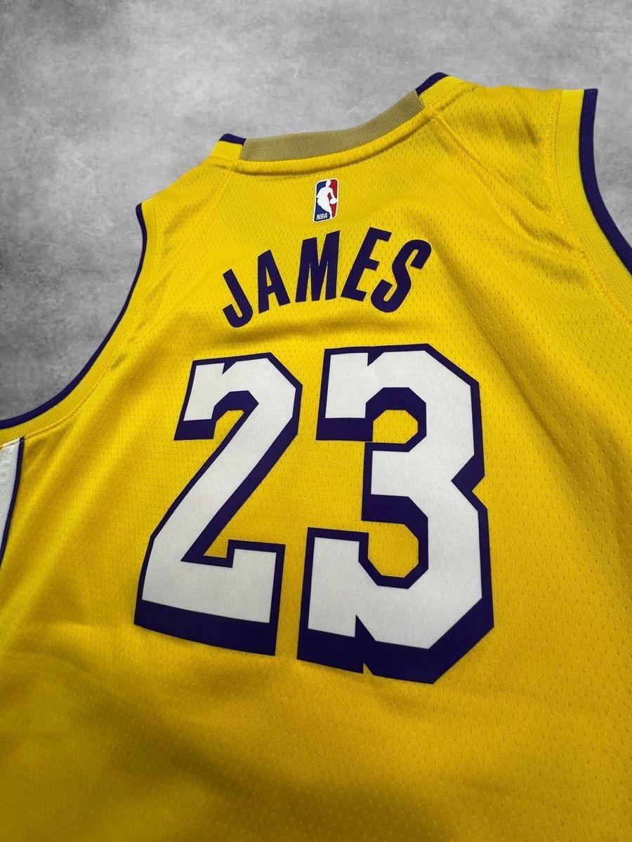 Nike Canottiere & Pantaloni: Nike NBA lebron james jersey – Usato da Erlinsbach SO venduto da TogaResell 3